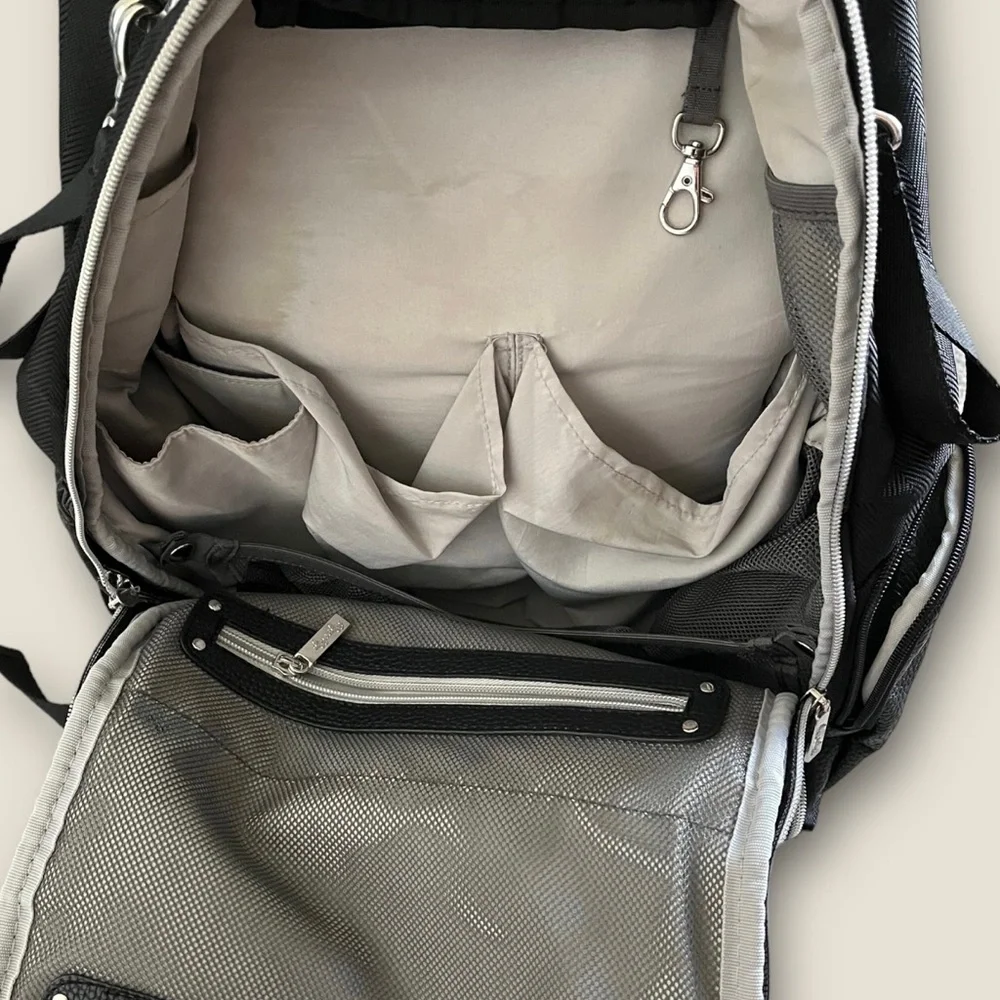 Itzy Ritzy Leather Large Diaper Backpack‎ Bag Travel Black 15
